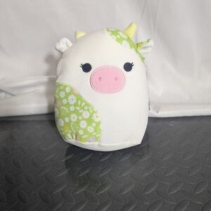 Ada Squishmallow